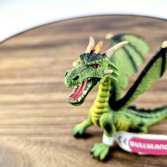 Bullyland Dragon Sitting Green Animal Figure 75593 NEW IN STOCK - Picture 7 of 7